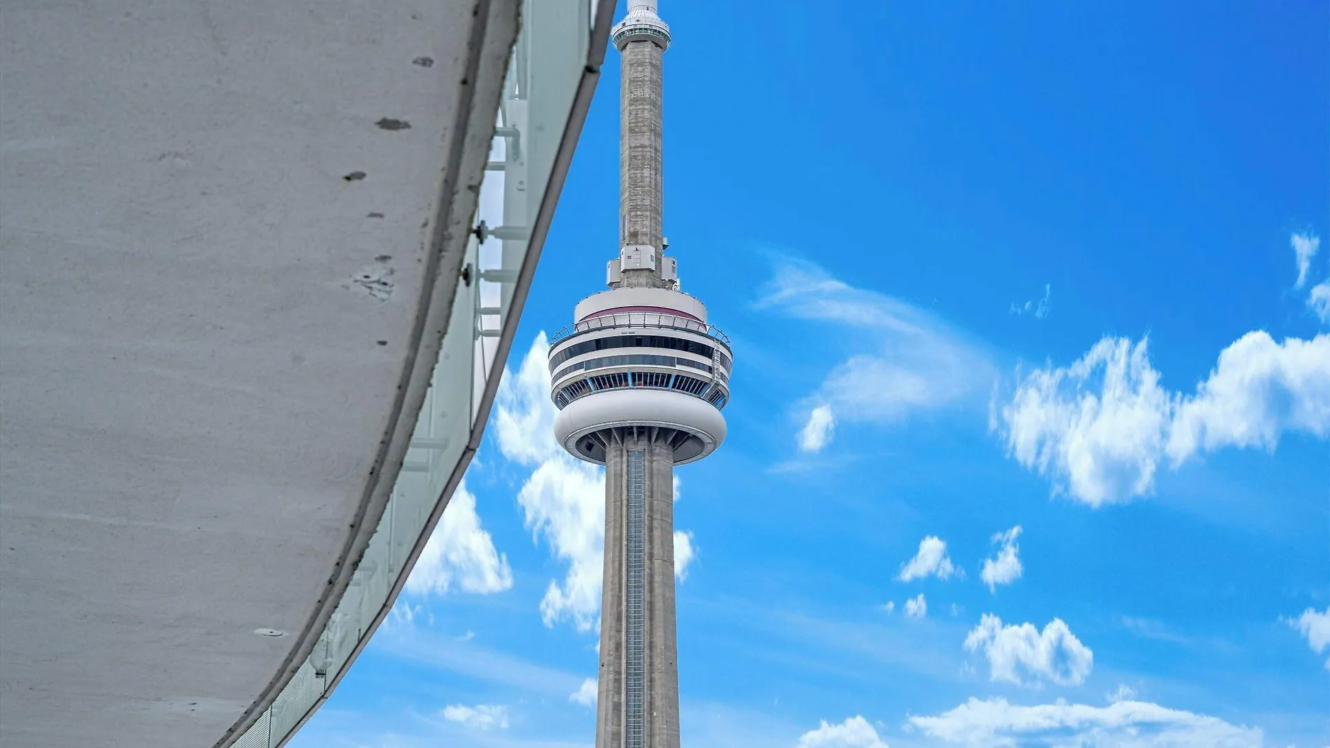 トロントHarbourfrontアパートメント アパート